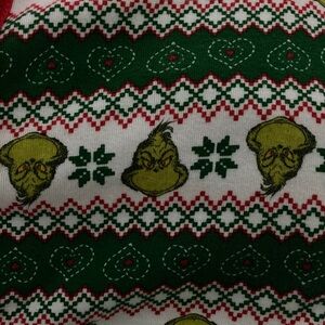 💚♥️💚Dr. Seuss’s The Grinch Christmas Onesie.. a very CUTE mean one💚♥️💚